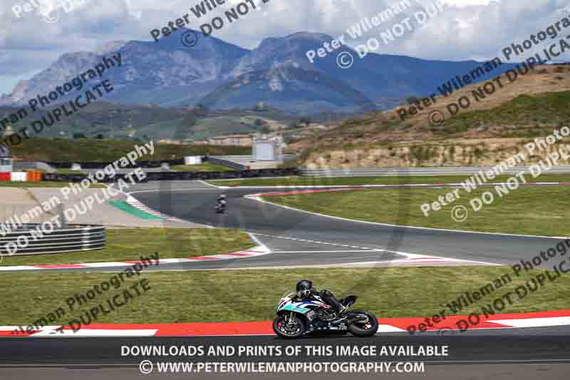 cadwell no limits trackday;cadwell park;cadwell park photographs;cadwell trackday photographs;enduro digital images;event digital images;eventdigitalimages;navarra;no limits trackdays;peter wileman photography;racing digital images;trackday digital images;trackday photos